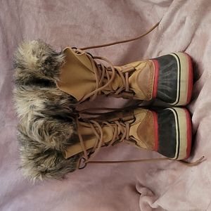 Sorel Joan of Artic fur lined boots